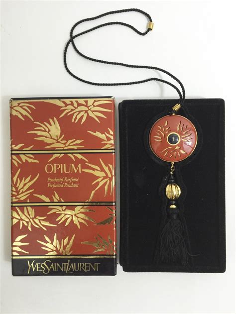 yves saint laurent opium pendant|opium yves Saint Laurent femme.